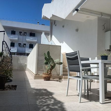 Quihotel Porto Cesareo Bagian luar foto