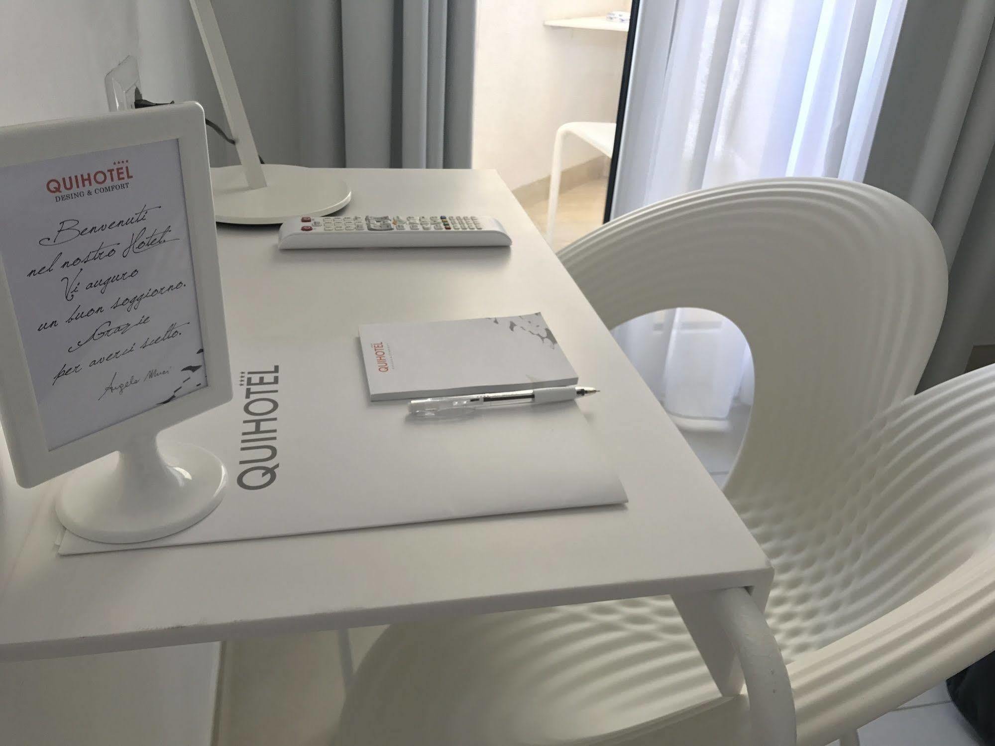 Quihotel Porto Cesareo Bagian luar foto