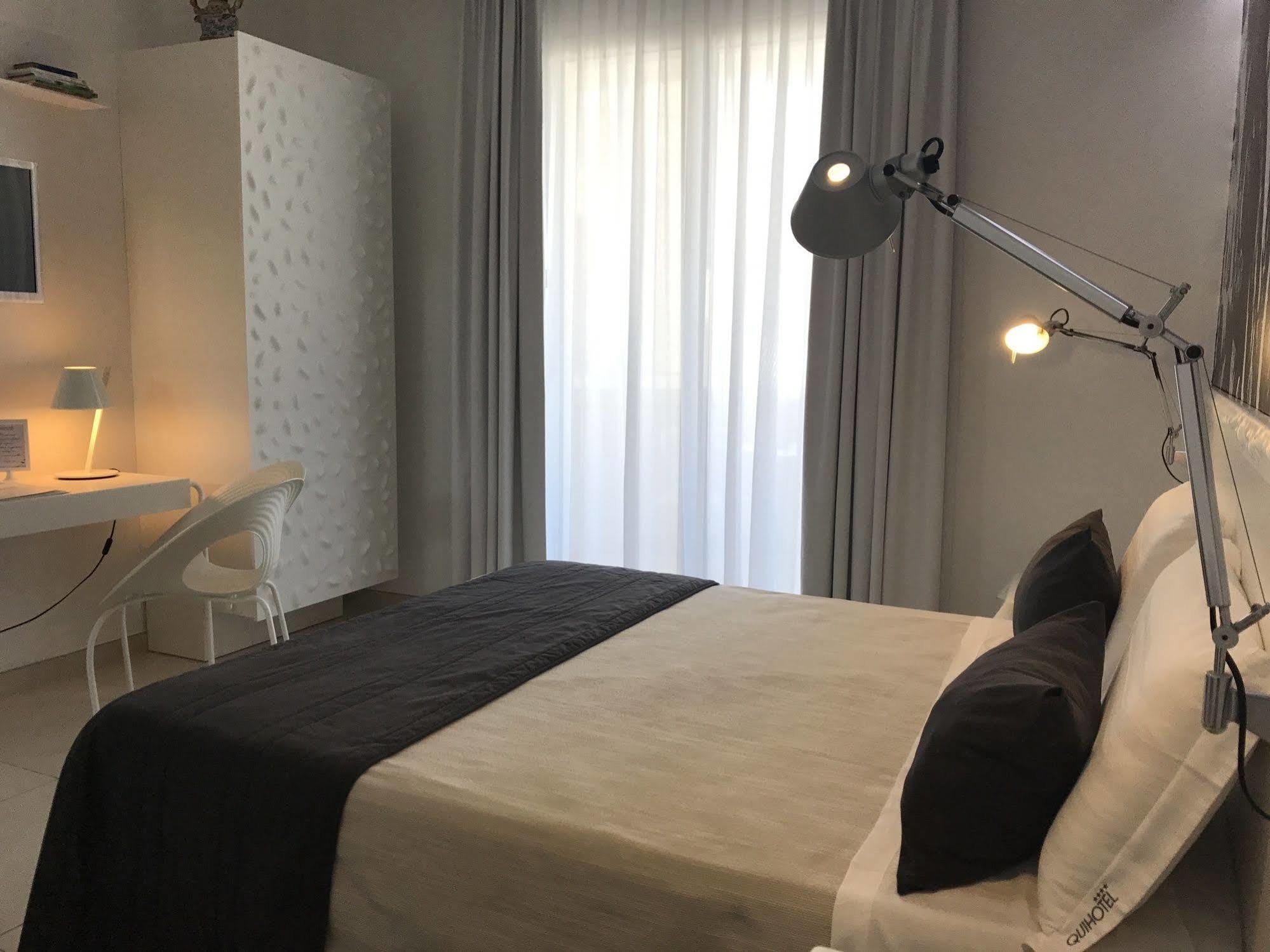 Quihotel Porto Cesareo Bagian luar foto